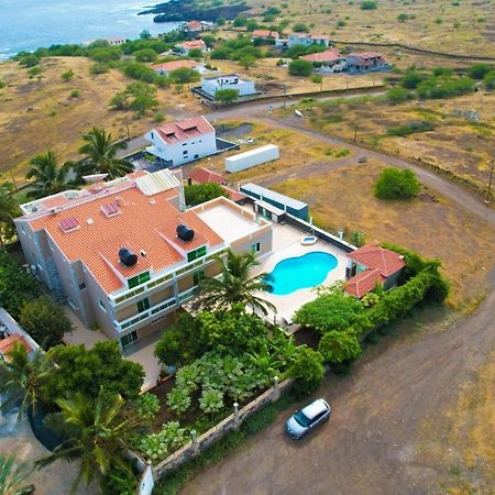 Cidade Paradise Guesthouse Cidade Velha ภายนอก รูปภาพ