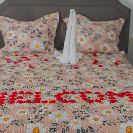 Cidade Paradise Guesthouse Cidade Velha ภายนอก รูปภาพ