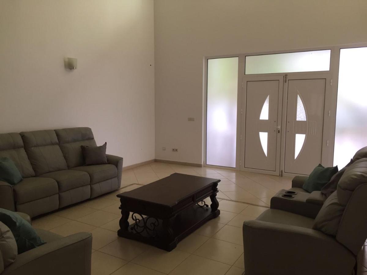 Cidade Paradise Guesthouse Cidade Velha ภายนอก รูปภาพ