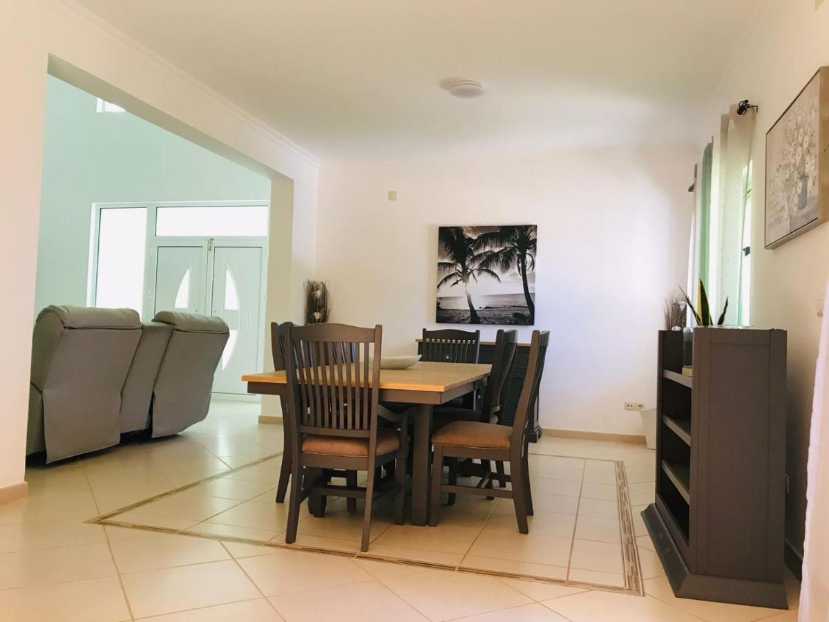 Cidade Paradise Guesthouse Cidade Velha ภายนอก รูปภาพ