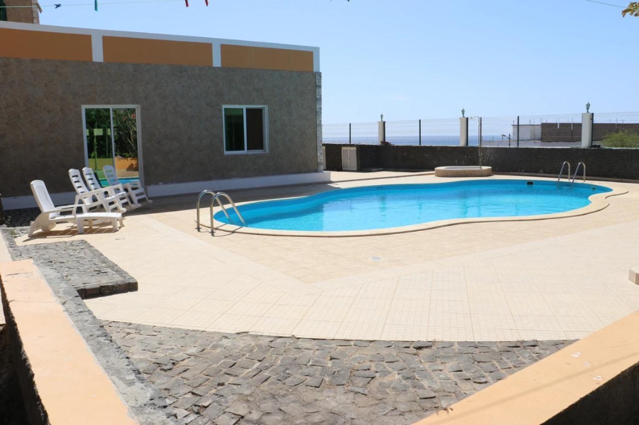 Cidade Paradise Guesthouse Cidade Velha ภายนอก รูปภาพ