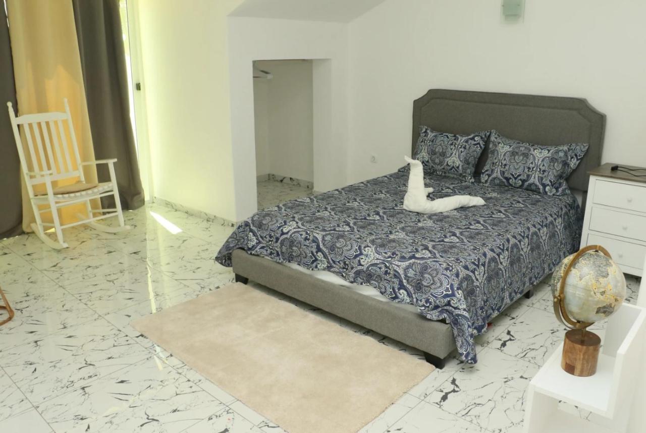 Cidade Paradise Guesthouse Cidade Velha ภายนอก รูปภาพ