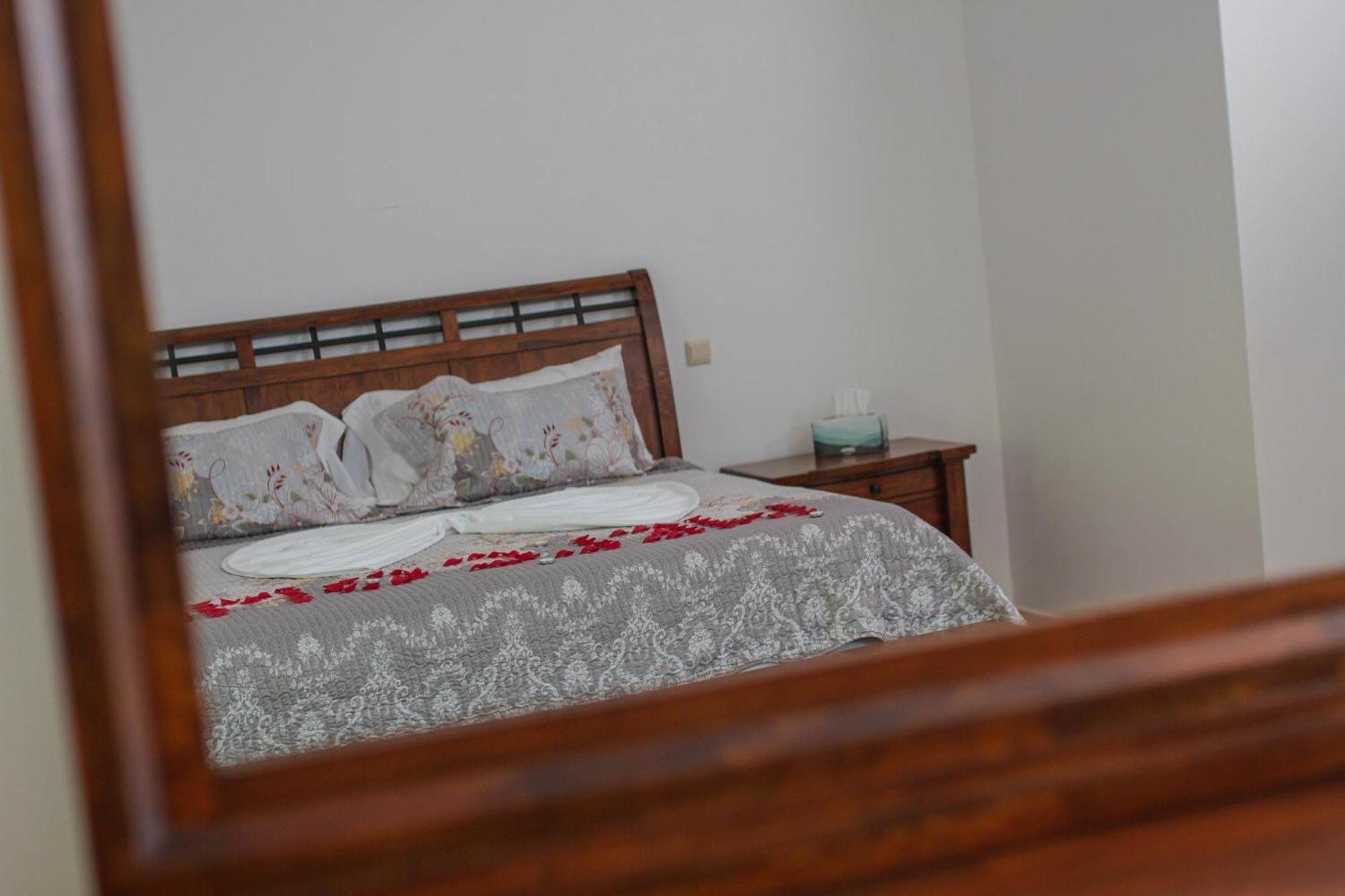 Cidade Paradise Guesthouse Cidade Velha ภายนอก รูปภาพ